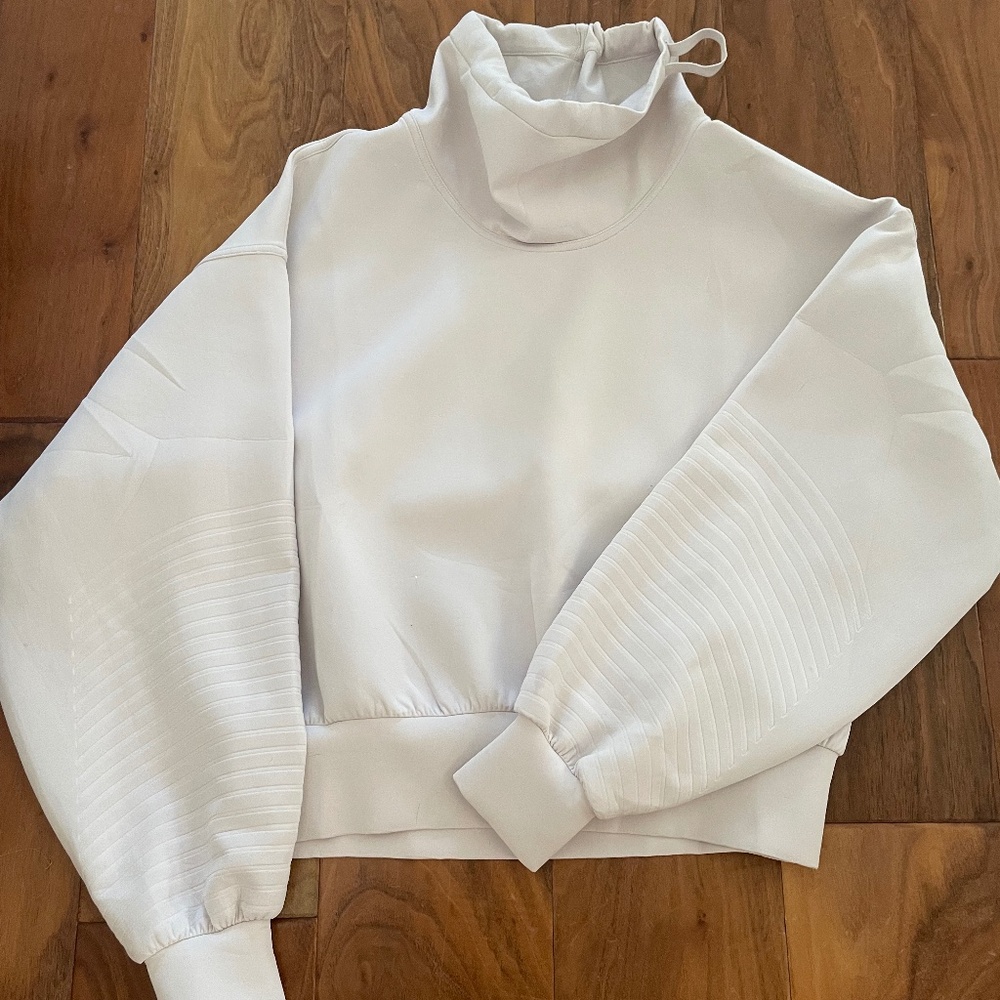 Lululemon Scuba Turtleneck With Adjustable Drawst… - image 1